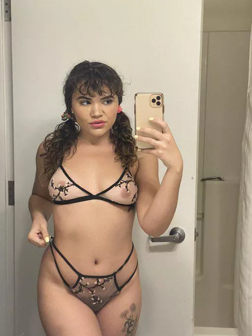 Submissive slaves and sissies fall in [domme]