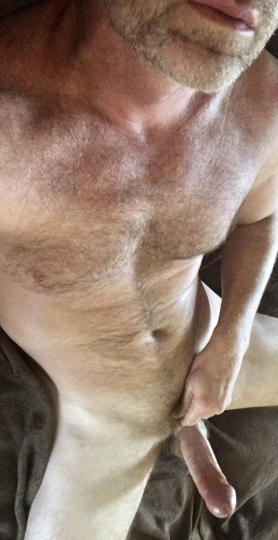 Want to sit on the lap of a 6ft5 horny man?