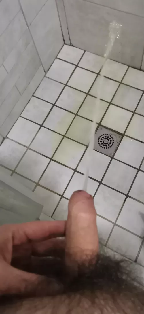 Gotta love a shower piss...