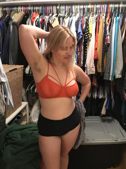 Happy titty Tuesday to you!