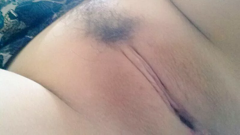 how does my tight milf pussy look to you Sir 😘