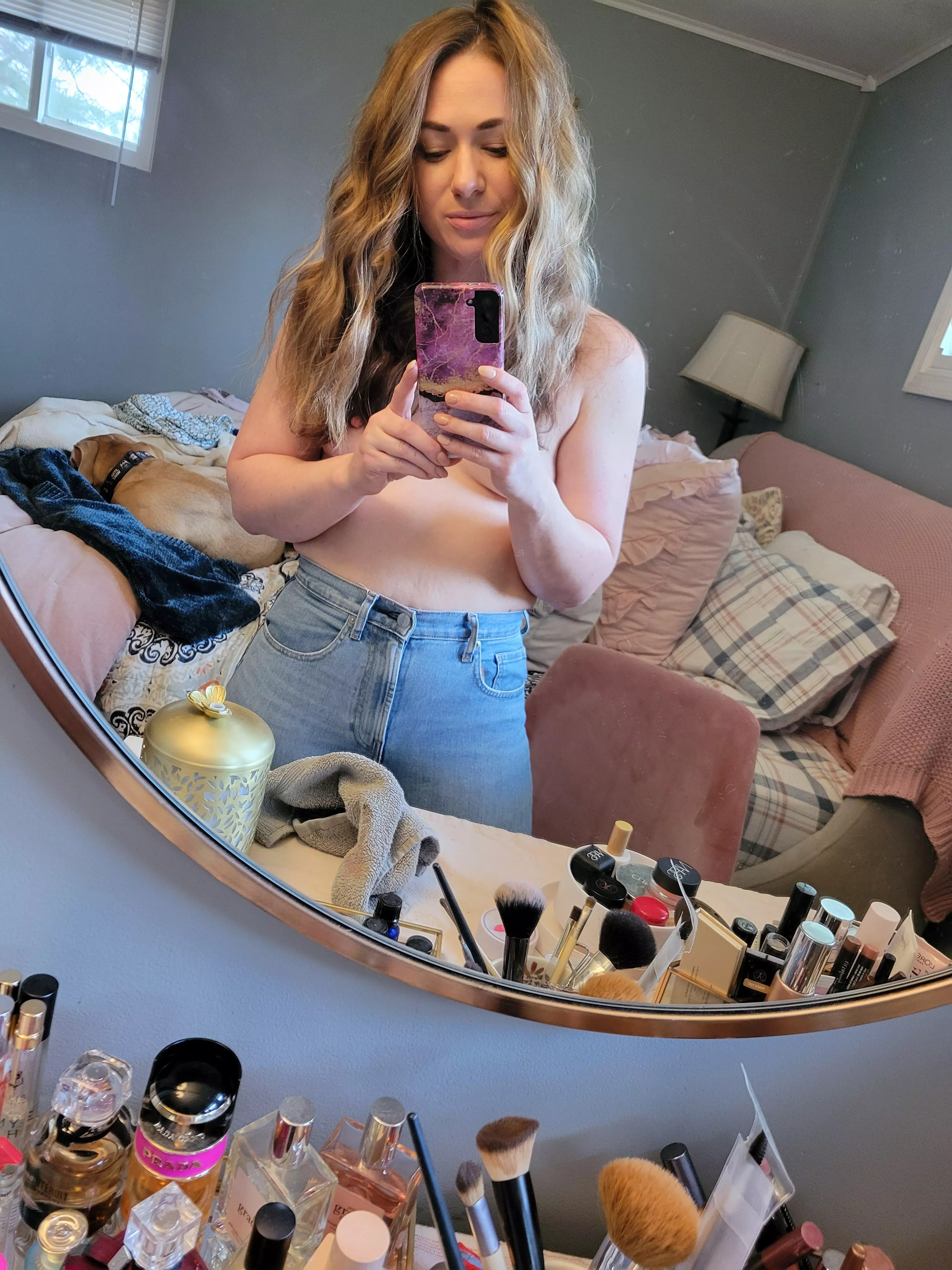 what's behind the hair 😘