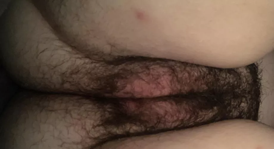 would u spread my legs to get to my thick hairy pussy 👅