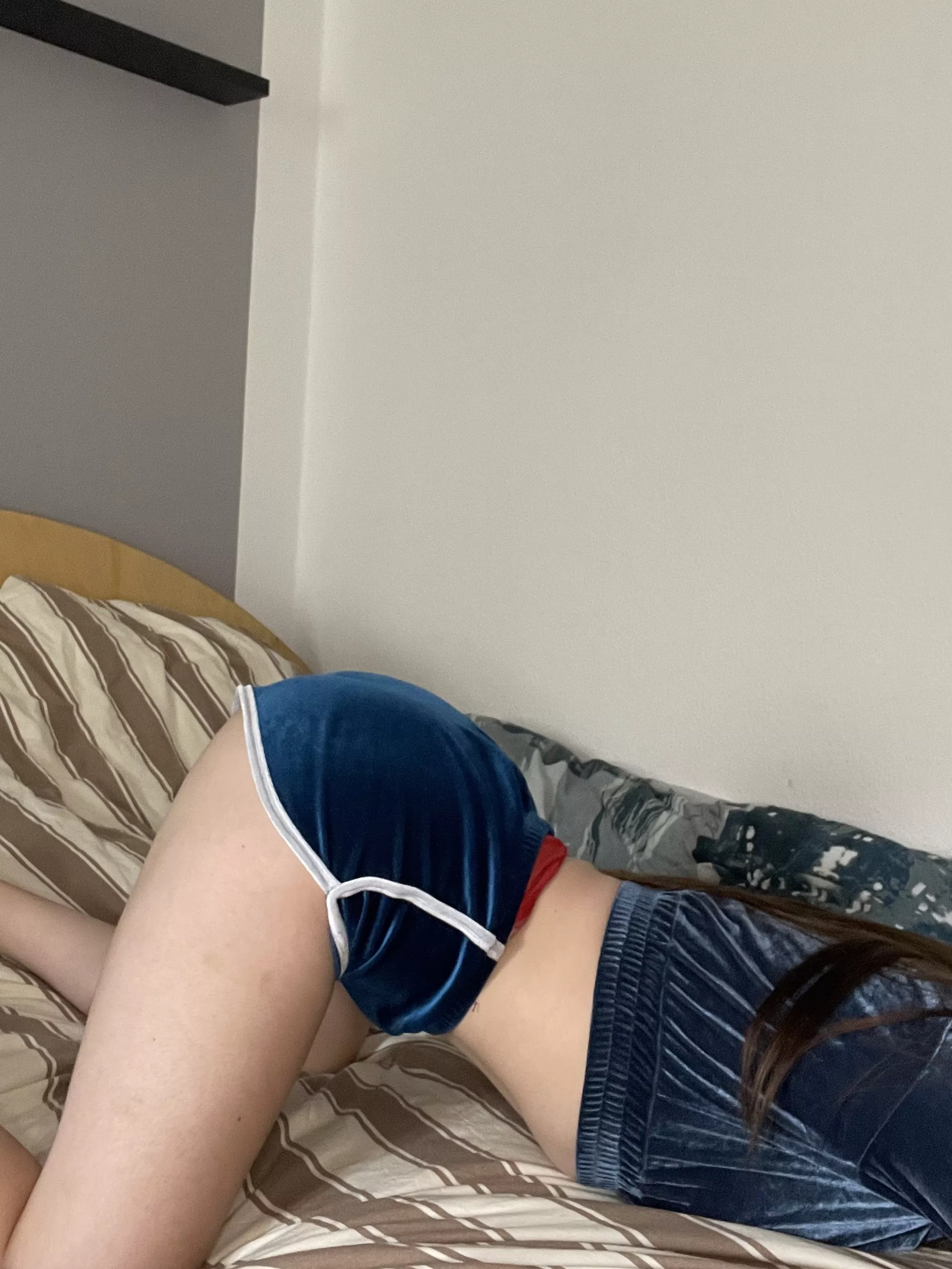 You think I’m girlfriend material?