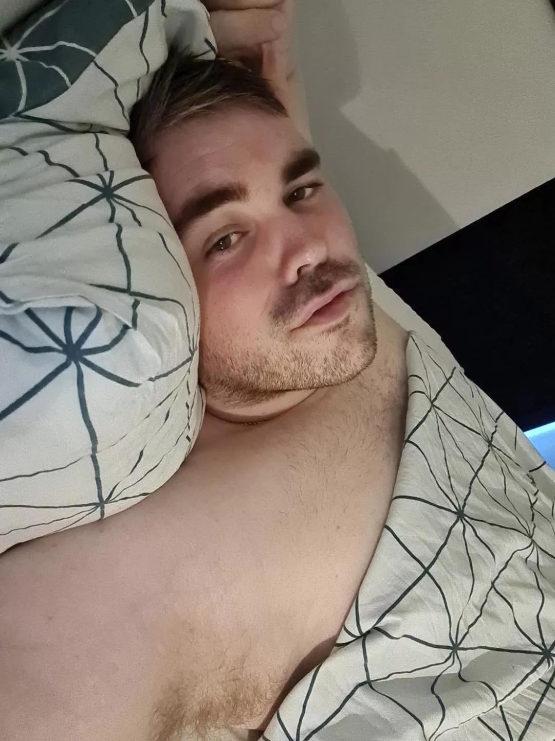 Almost weekend - gonna game sooo much 🎮