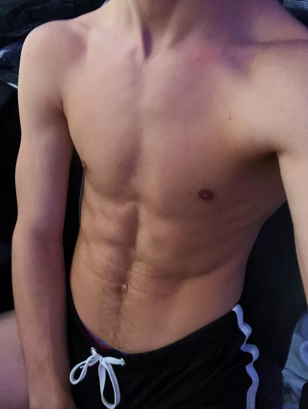 Any Xbox Gaymers who play Apex/Paladins?