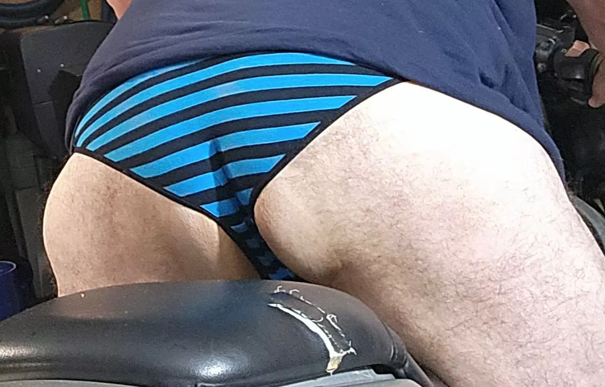 Bikini panty kinda day 💙