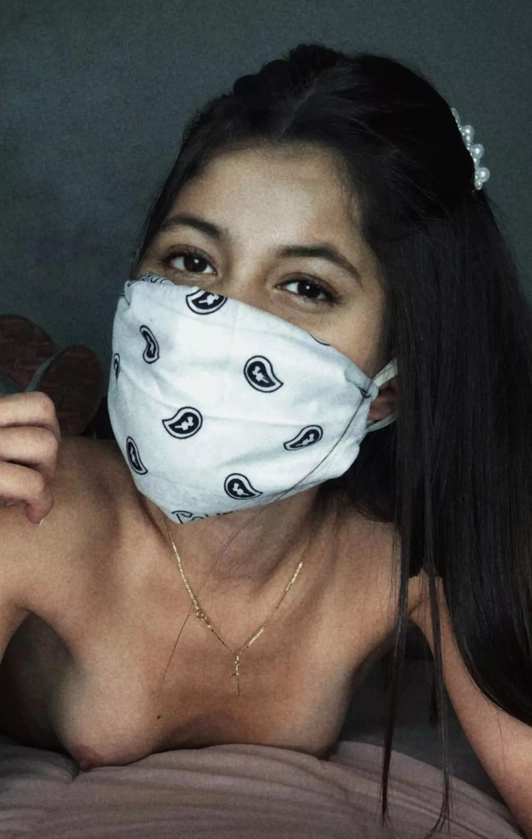 didn't you see my new mask ? what did u see btw 😏