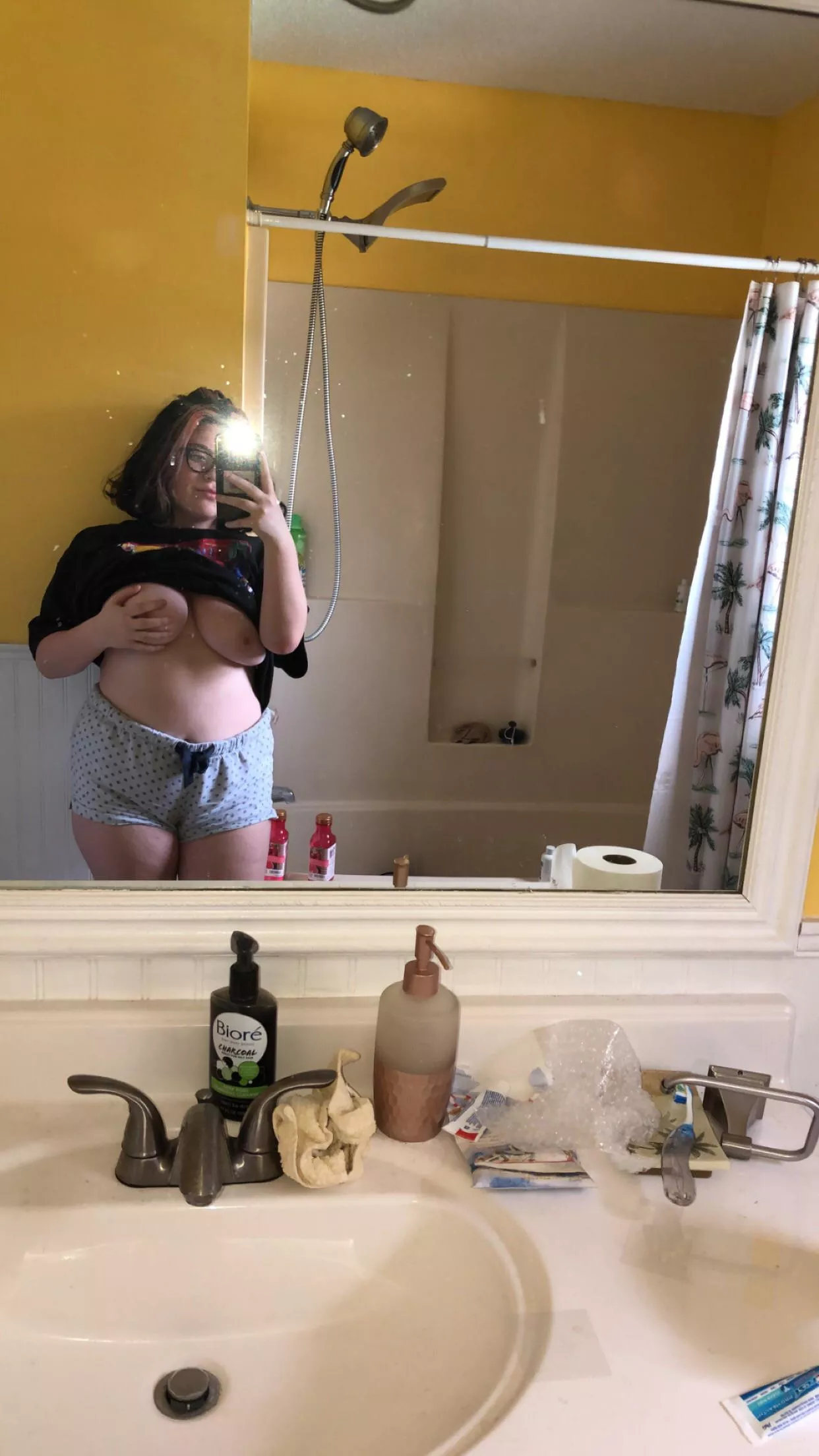 f18 let me text your man and show him i’m better than you