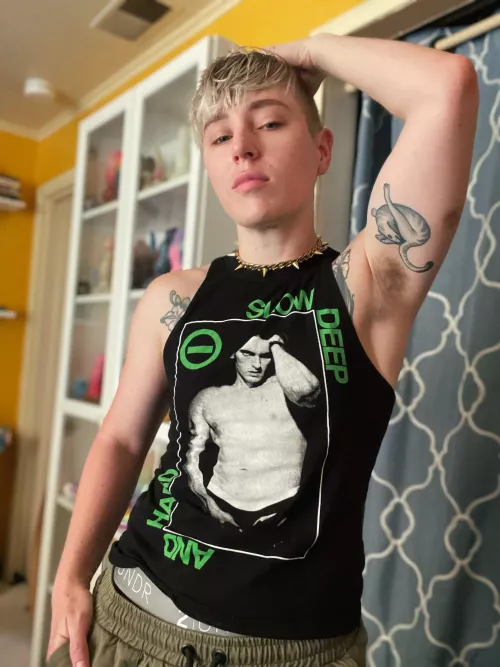 Fuckboi fit for going to a show 🤘🏻🖤