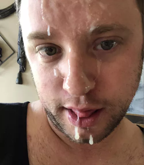 I thought I was straight 😭 I hope my friends don’t see this.