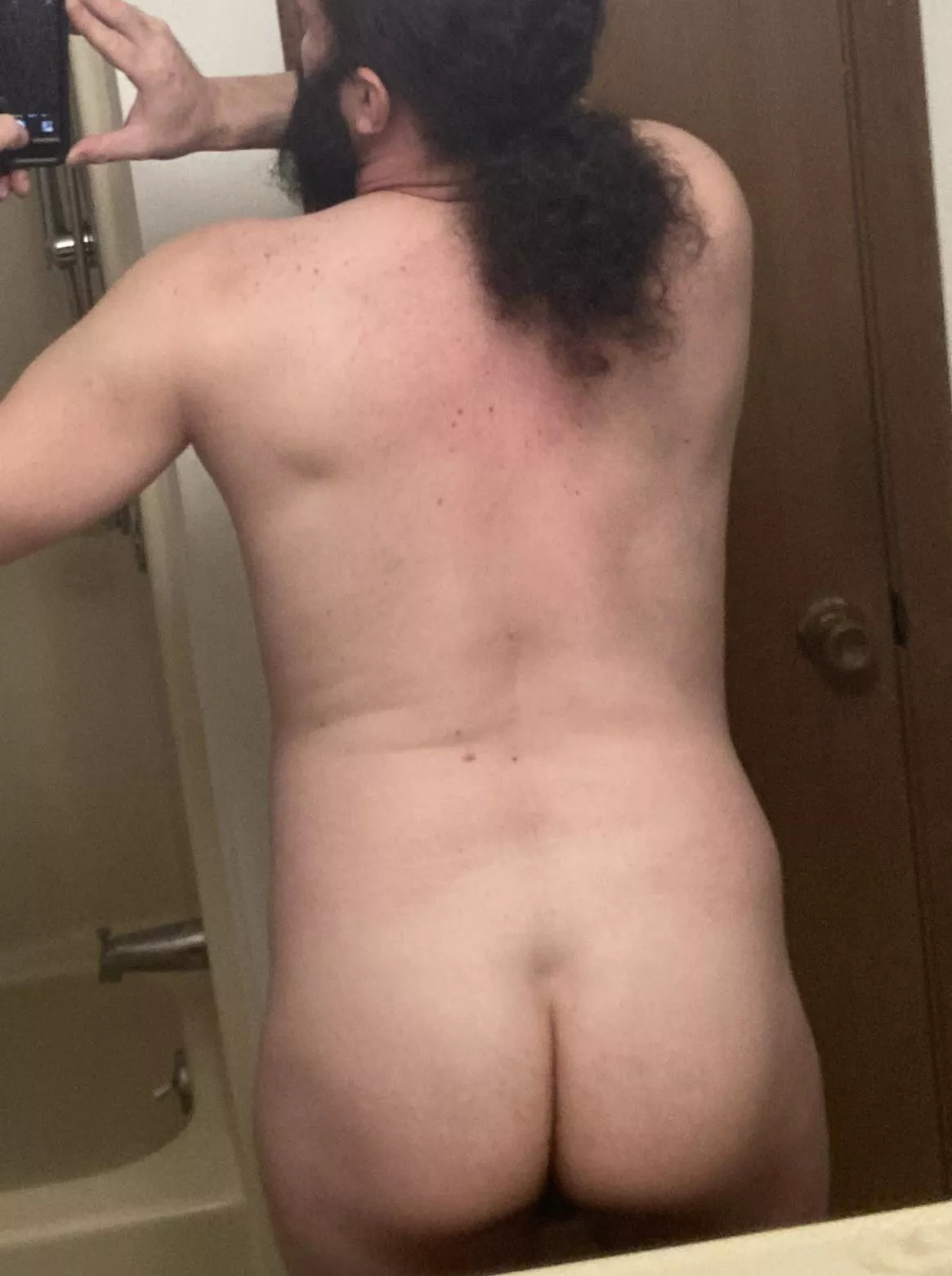 my hole is soooo tight. who can loosen it up for me?