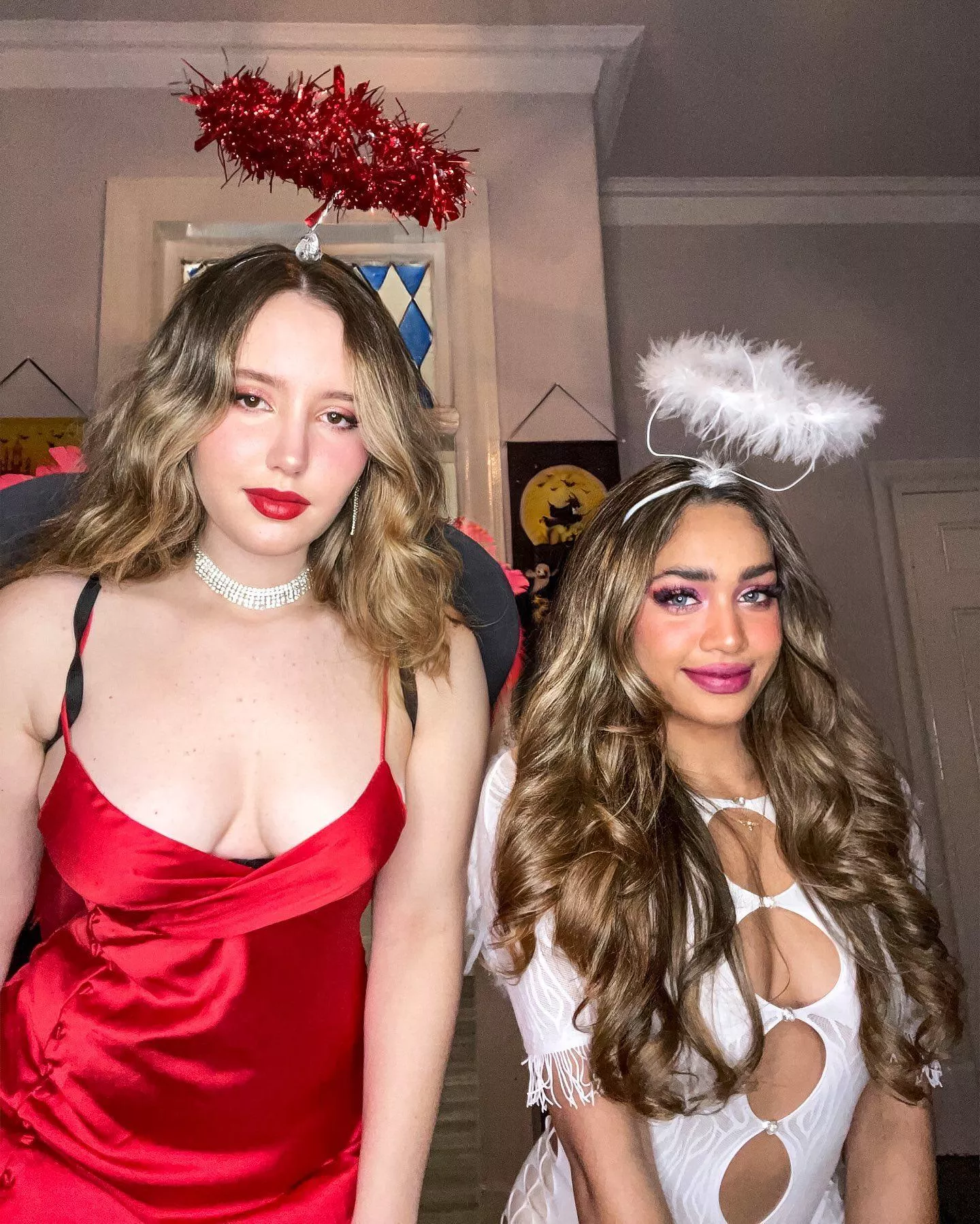 Sexy BFFs. Which do you get dirty with? Album in comments