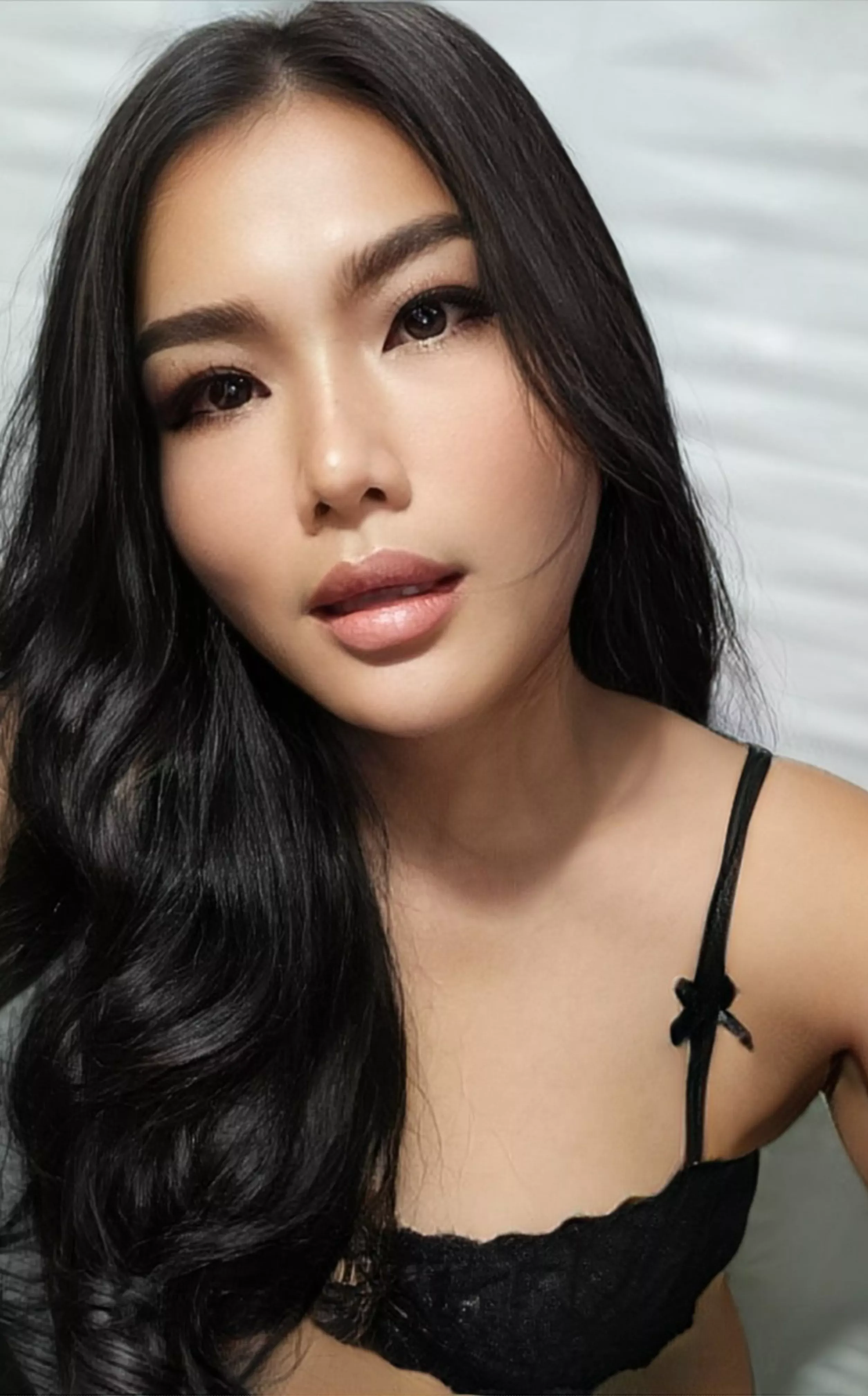 Subscribe now and get Free Trial subscription for 12 months ❤️‍🔥 Link in the comments below 👇 Make sure to tell me you've found me on Reddit and I will DM you a surprise! 😘