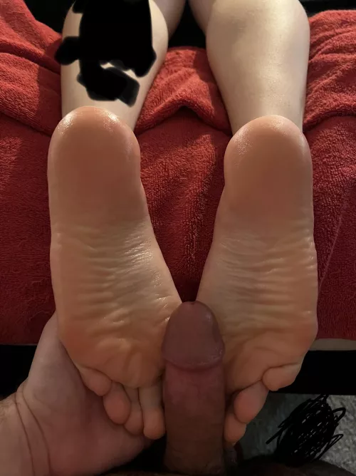 Wife let me fuck her soles. Best feeling ever.