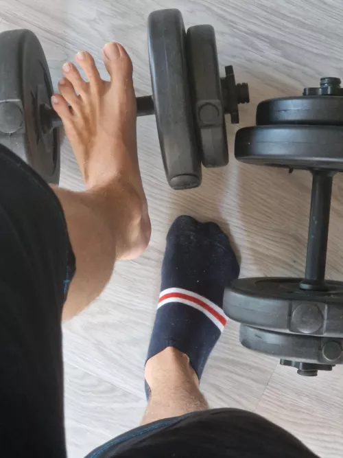 Workout with or without socks? 😏