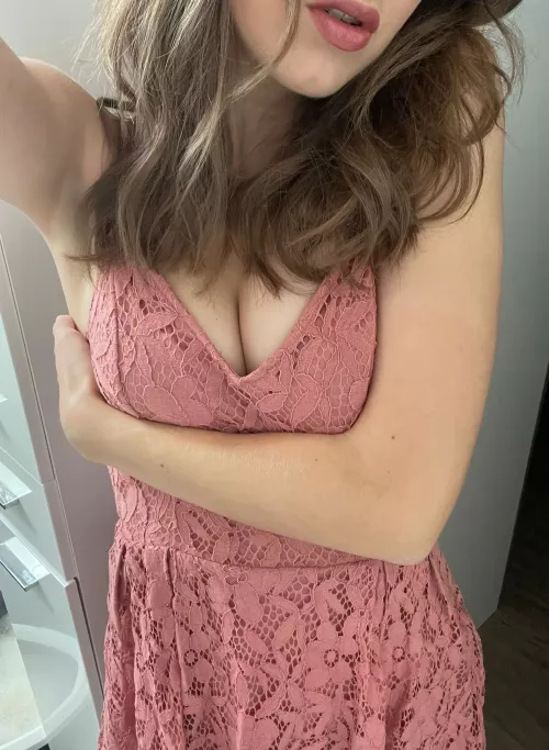 would you jerk off to my nudes i made in class if i ever sent u some? ☺️