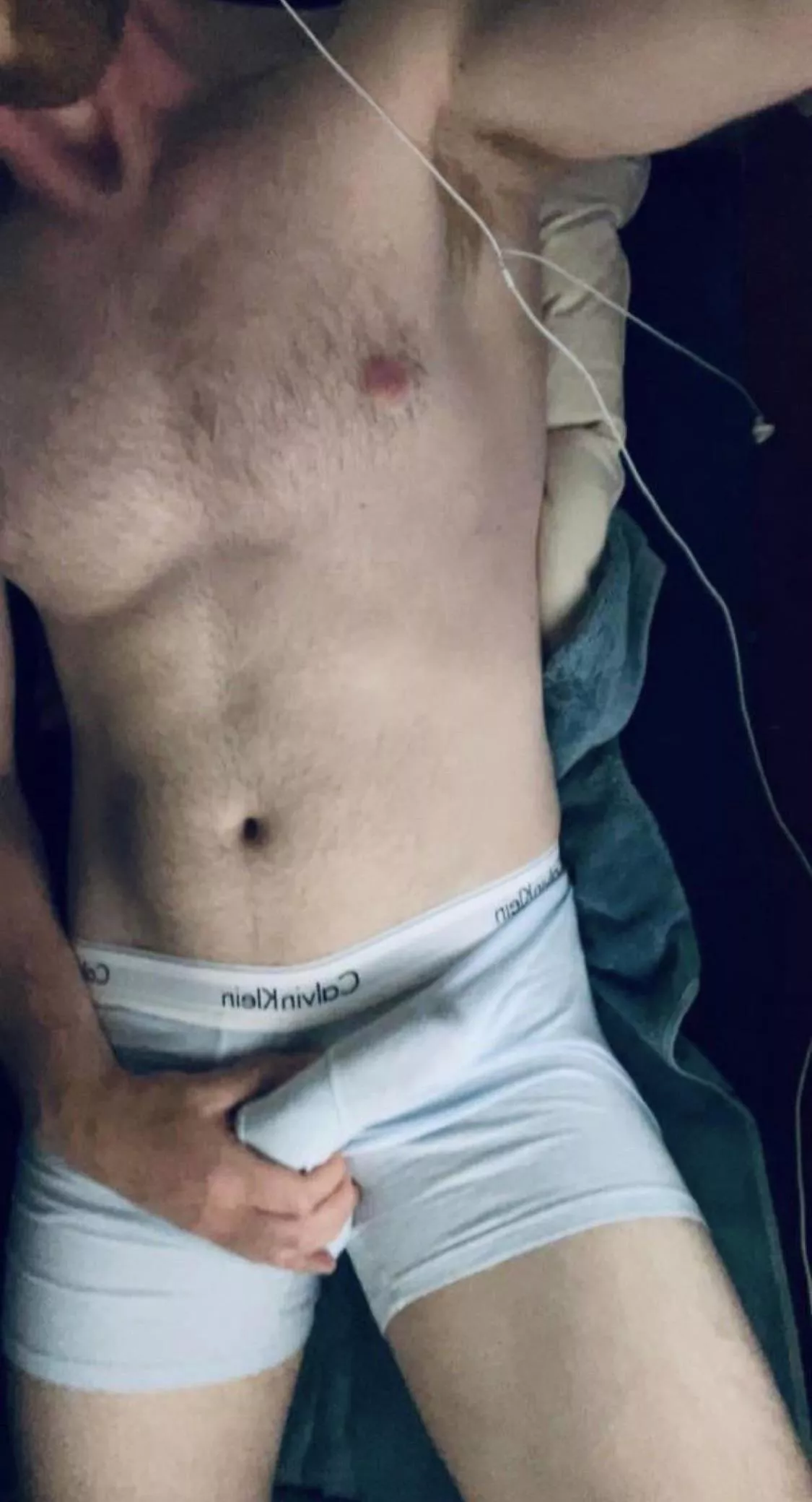 6’4 hung ginger with a fantasy about casual video/voice chat with a fun lady while I absentmindedly stroke and edge myself for her enjoyment