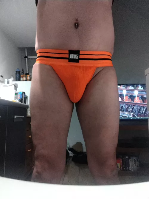 A size smaller than I would normally buy bit liked them too much and I think they sort of fit, don't they?