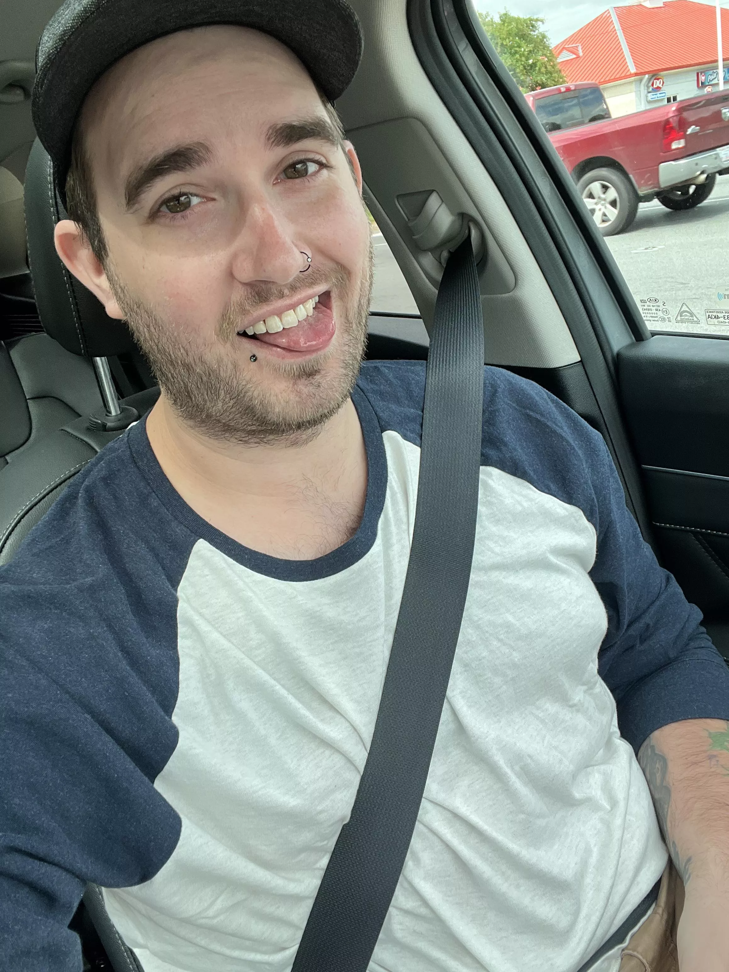 Finally back to wearing contacts.