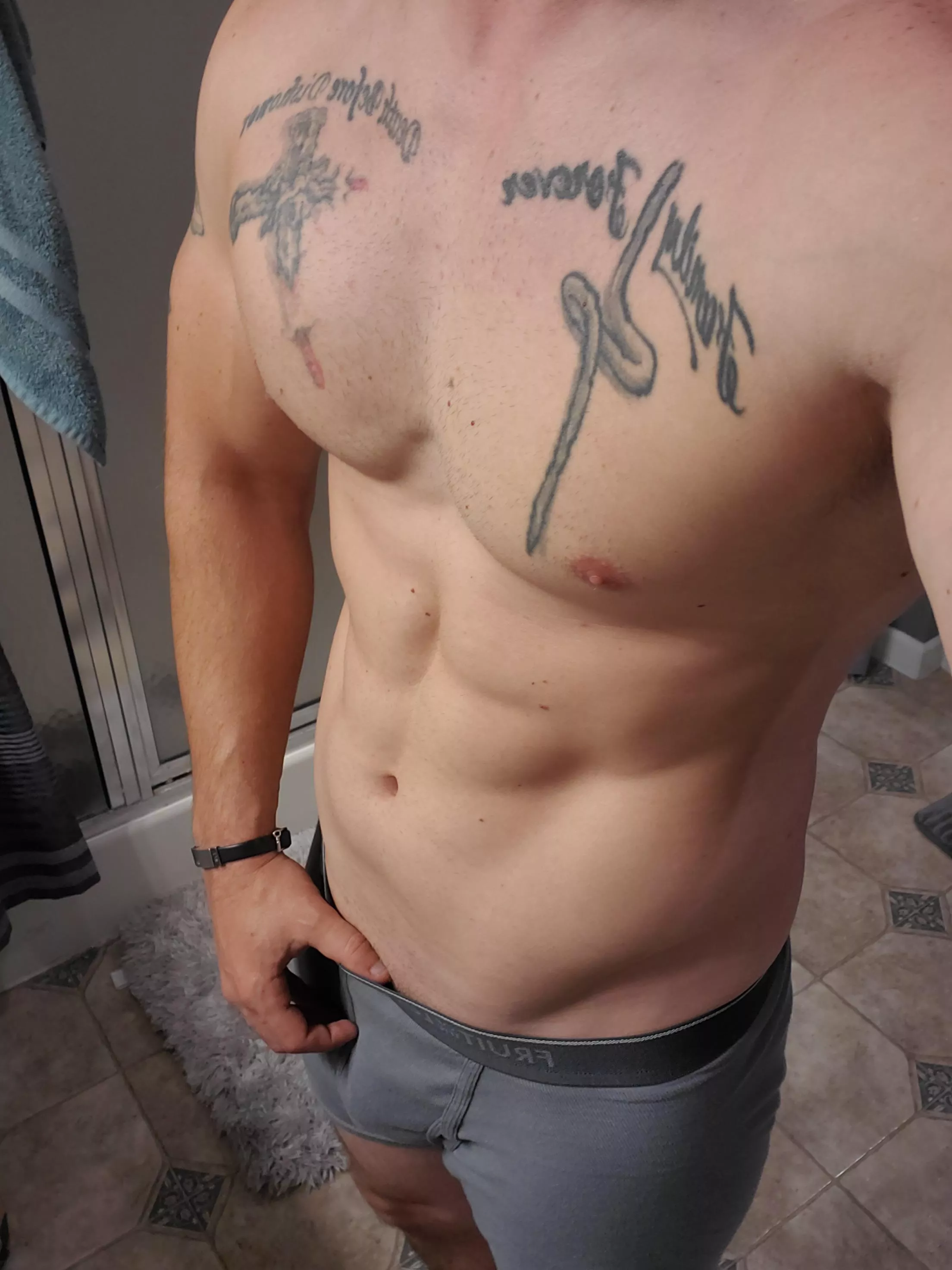Had an amazing gym session. Shower time. Message me if interested.