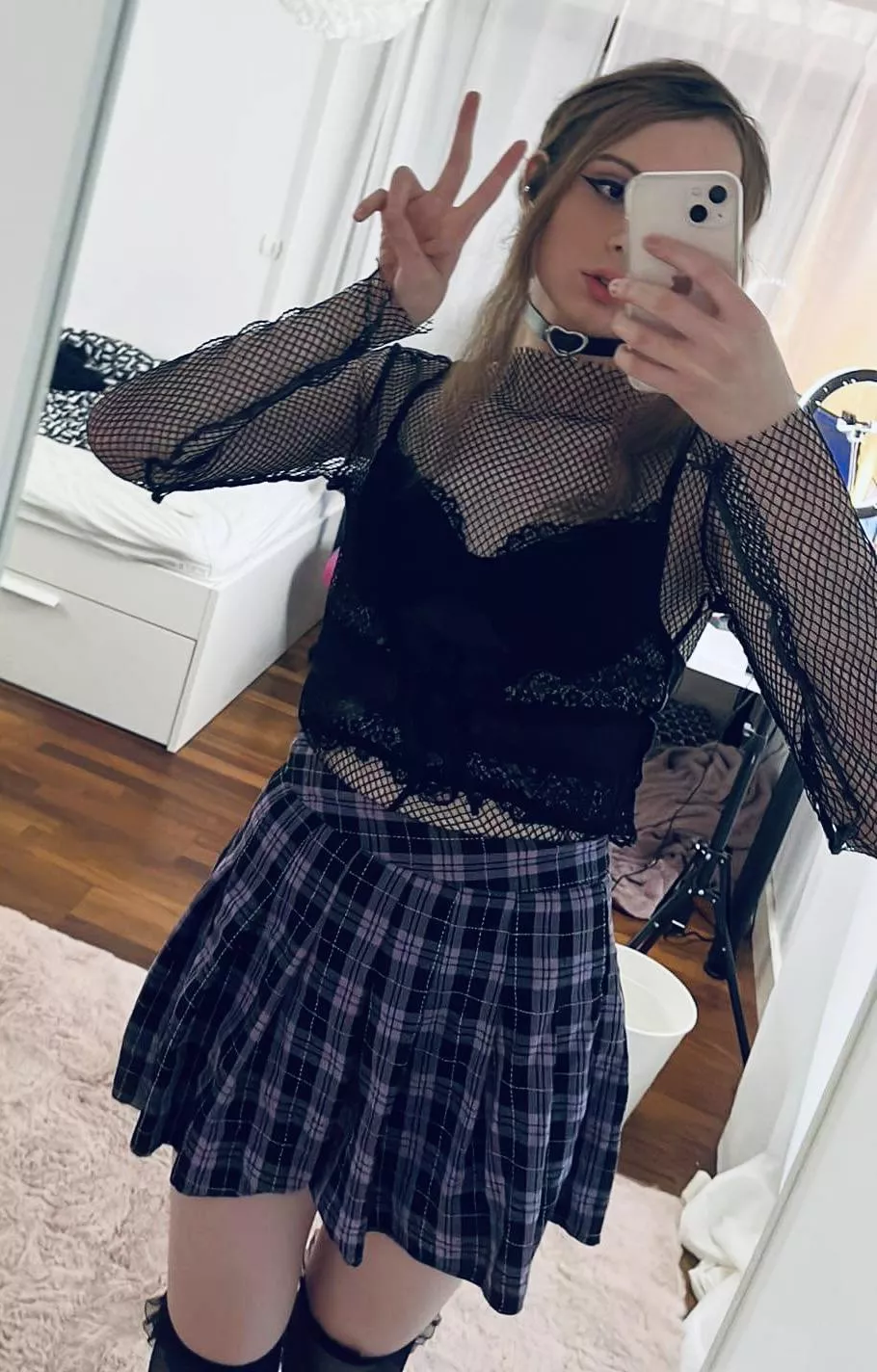 hi <3,Can i be your egirl gf?? 💕💕💕