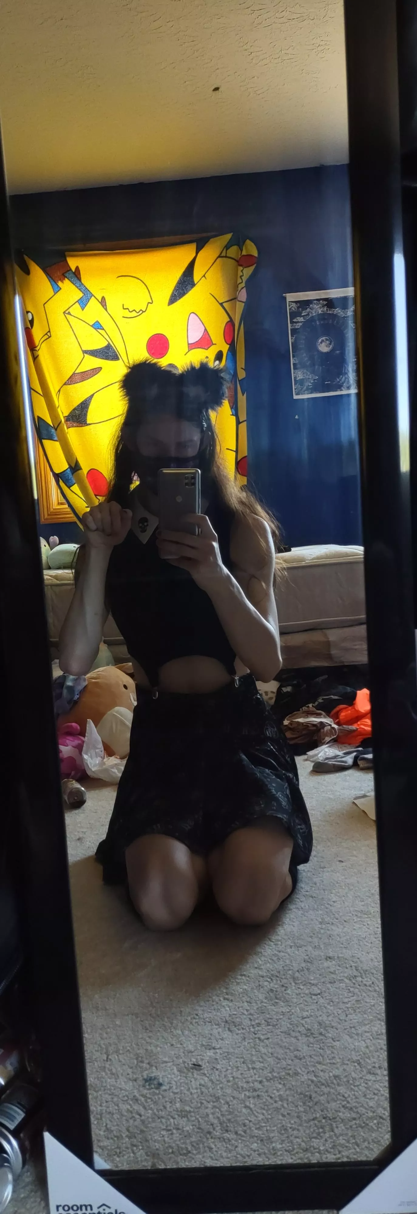 Hiii everyone! reminder to pet your catboys!