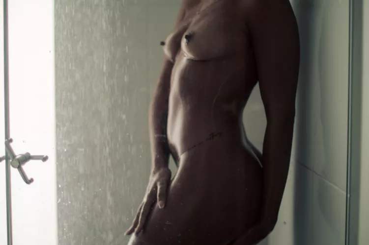 I like to get all slippery and wet……. I quite like having a shower too 😉