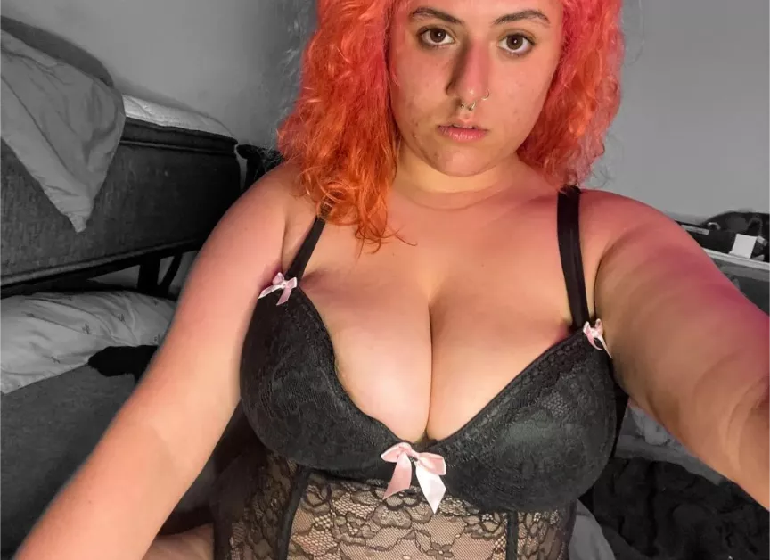 I love my titties 🥵😍