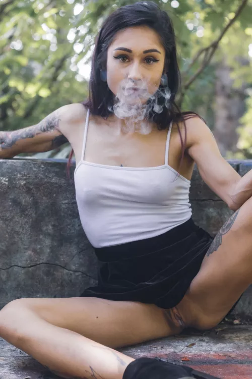 I need a new smoking buddy ;)