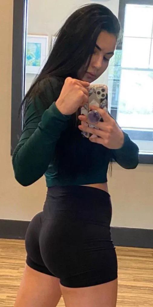 I want to eat Billie Kay’s cake