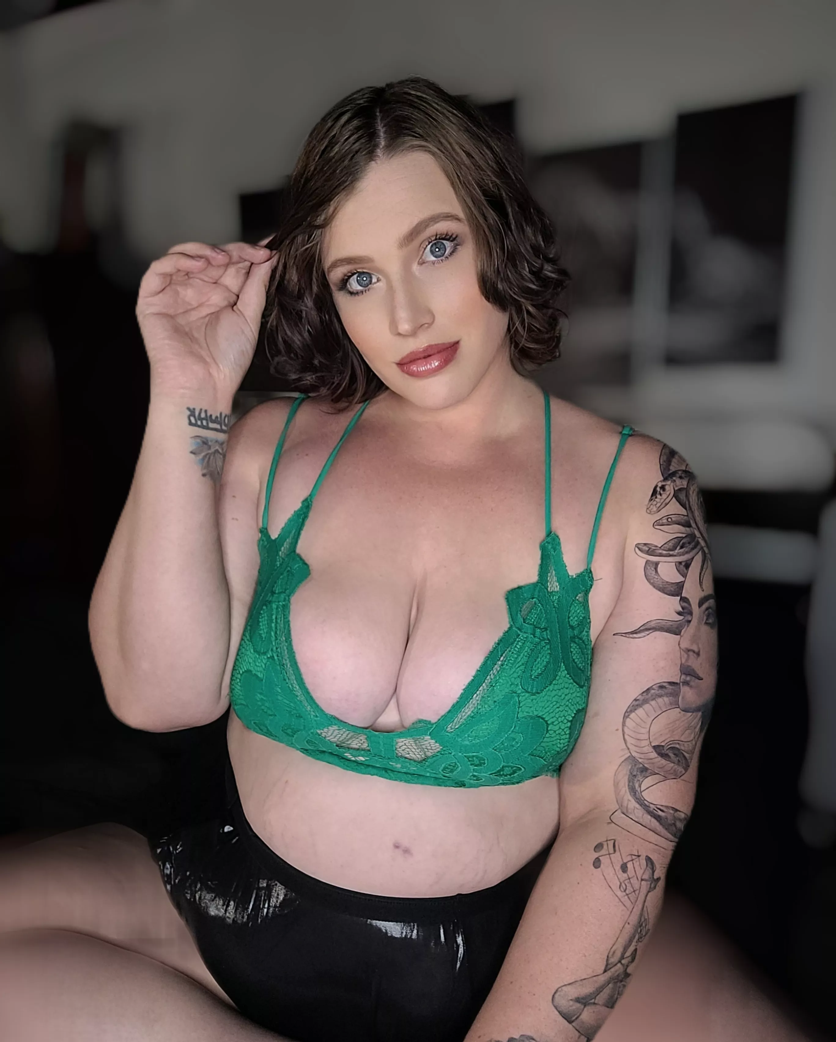 I'm always curious how many people are into bbw moms, like me...