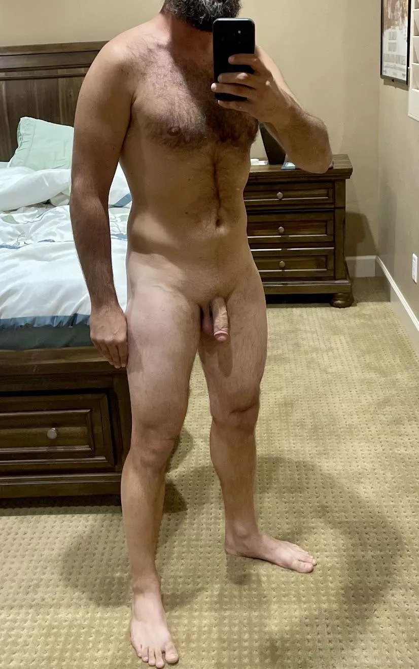 Late. Can’t sleep…So, normal nude. 36[M] 5’9” 160 lbs
