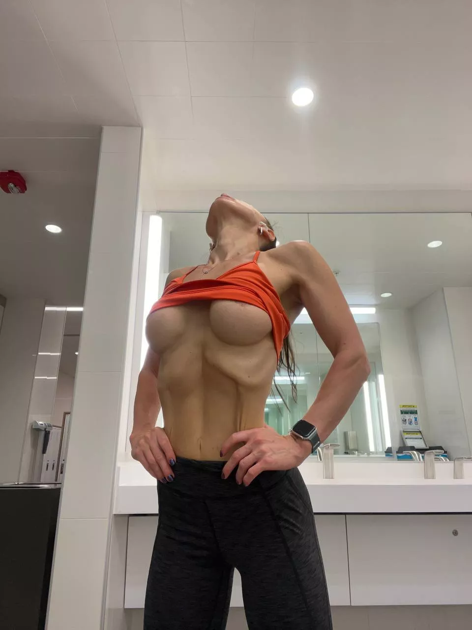 My athletic body loves to feel your lips