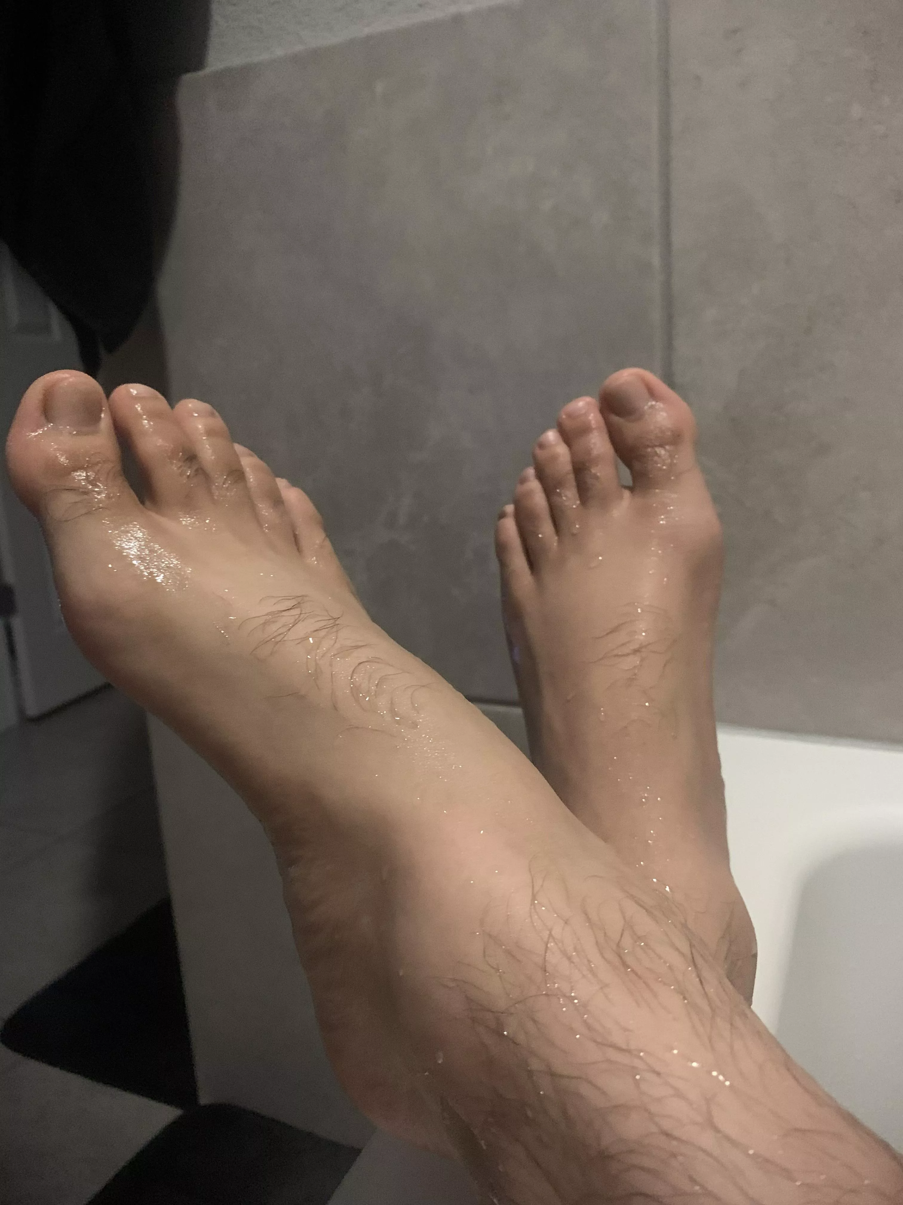 New to all of this…. Very curious to it all. What do u like? I want to know…