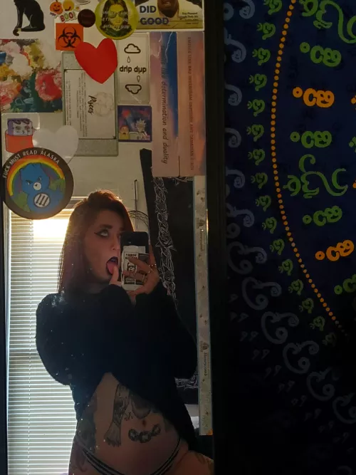 dirty mirrors for dirty sluts 😏😛