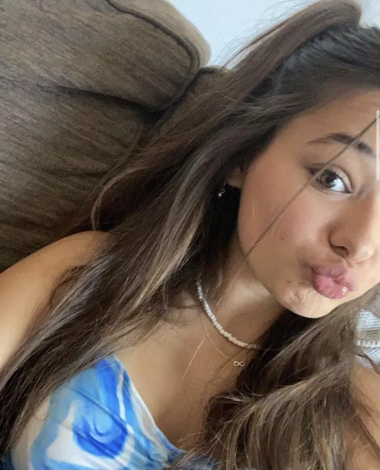 Dm if u want to cum trib my friend and iv got more pics of her (18)