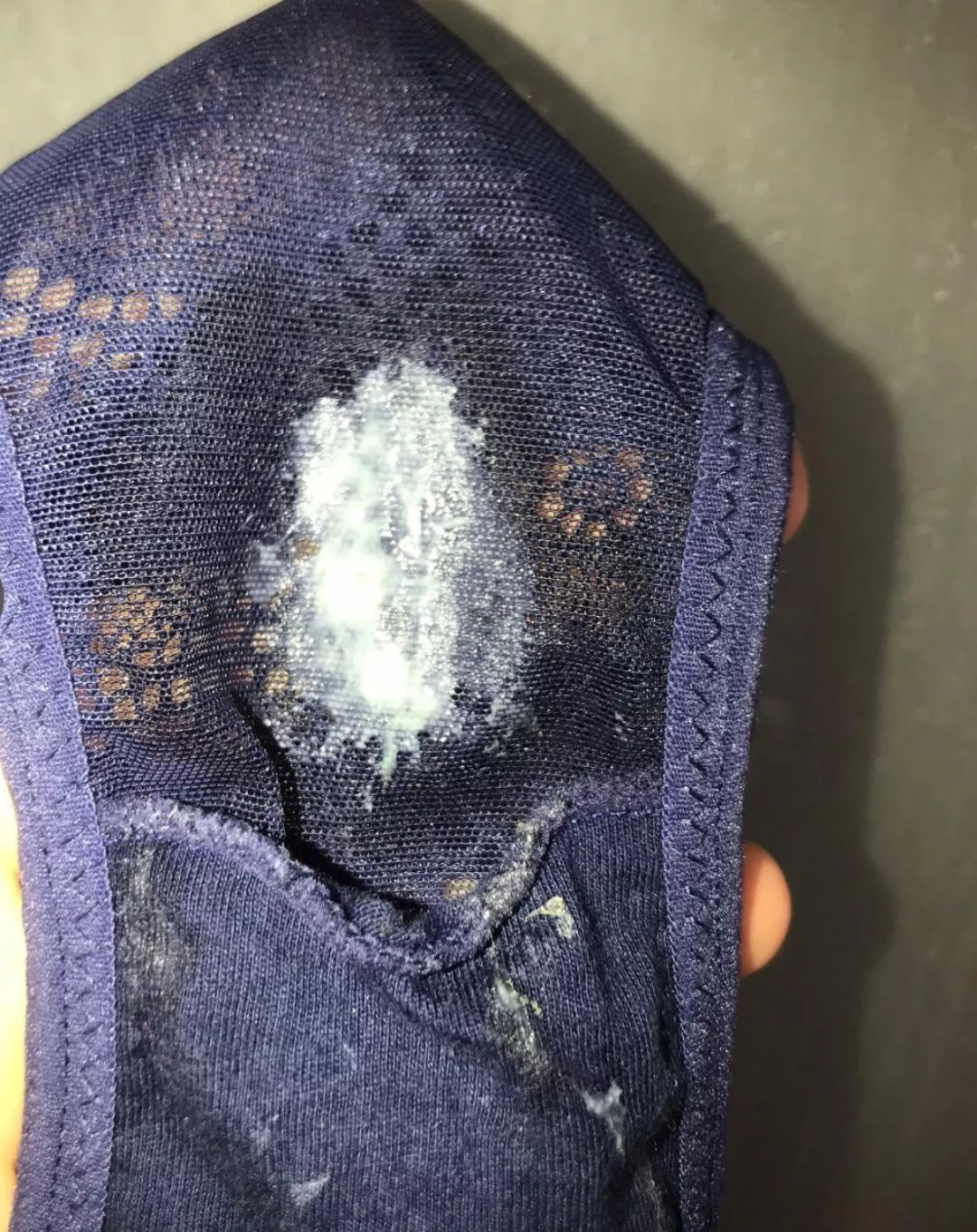 extra smelly panties 🤤💦