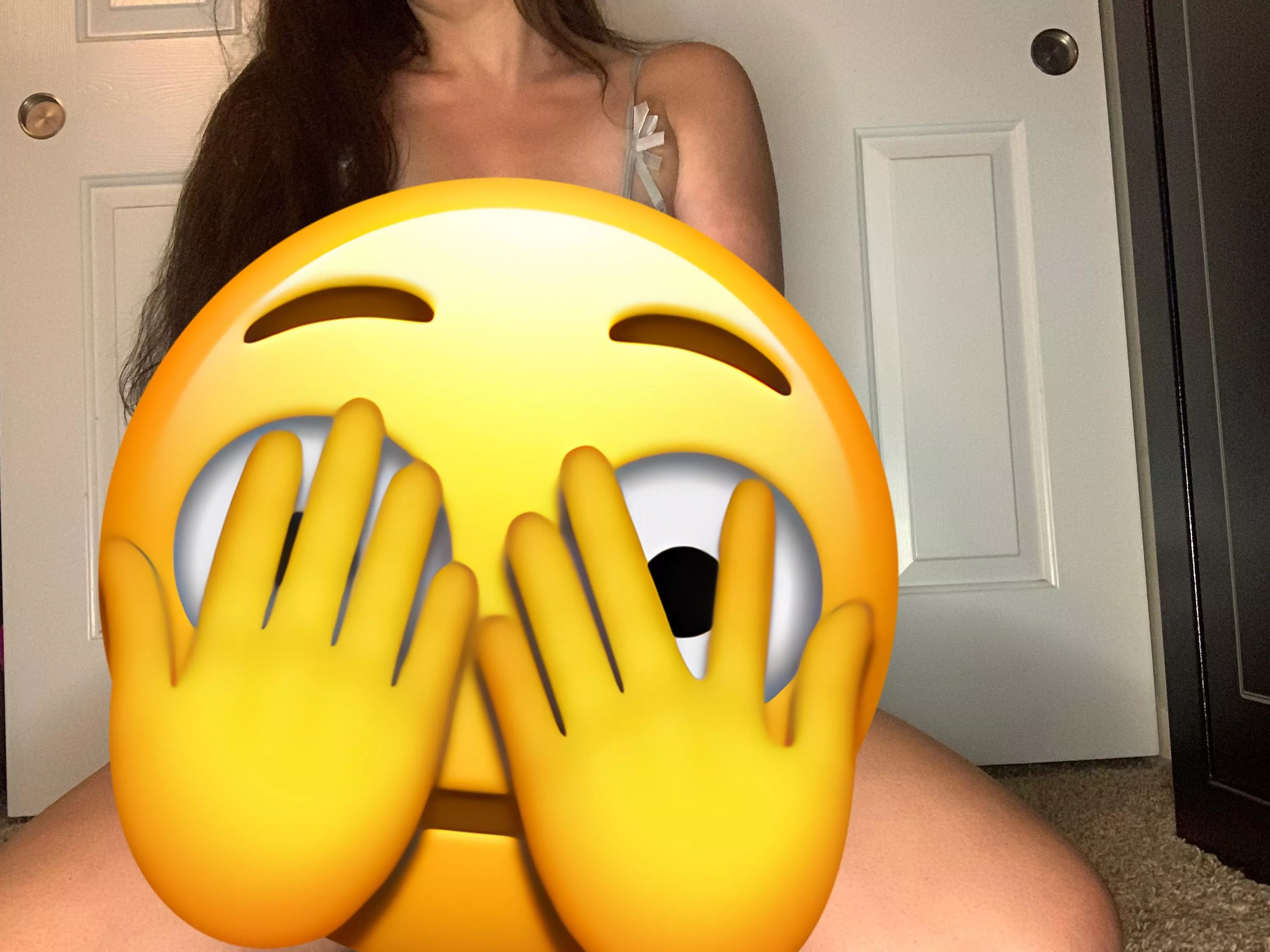 Happy Fri-yay! What are your plans this weekend? Slide into my DM’s on only fans and tell me all about it!