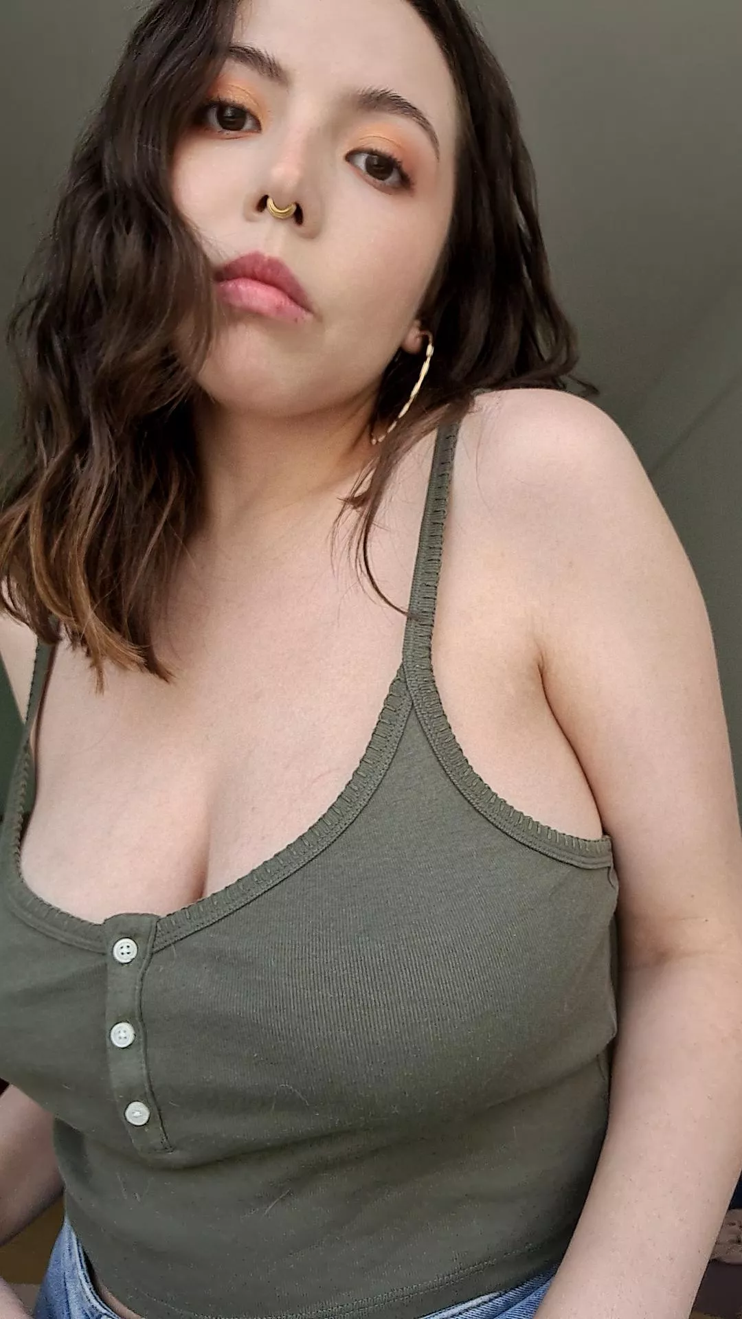 I found a cropped tank top I can wear without my boobs bouncing out