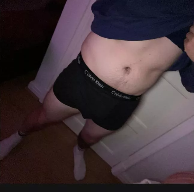 (M) 23 UK Just a sneak peak of me please let me know what you think!
