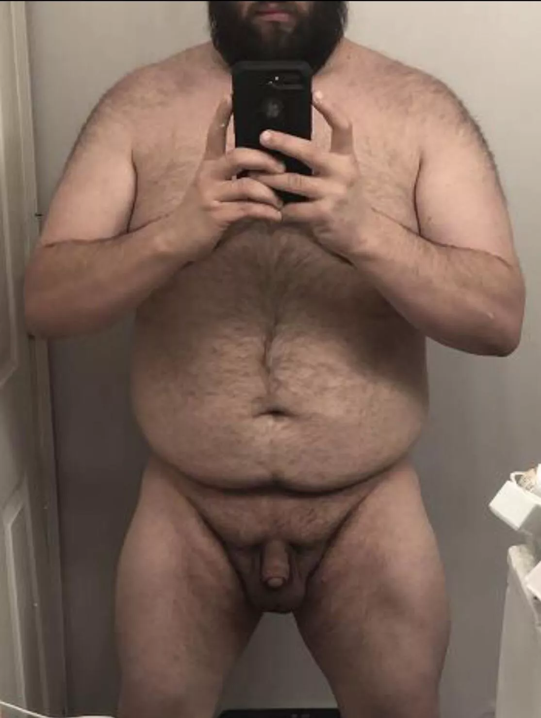 M40 / 6’1” / 275lbs Here I am in all my flaccid glory... Is my body type attractive?