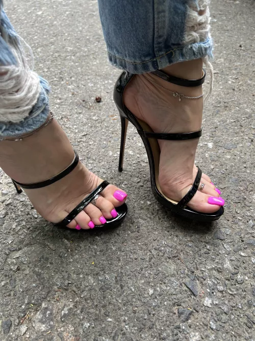 My candies 😜 with sweet heels 😋