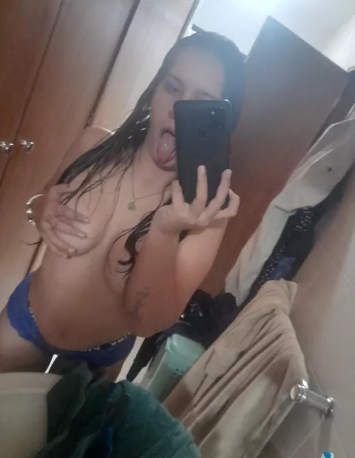 [Selling]🔥(20) years old [F] 🐇 latina lady looking for my SD♦️ (custom pics and vids 📸, private cam and sex tapes , sexting or GFE 🎀 ) i can verified ✔ Kik : Fanimendez_20 Snapchat : fanimendez354 (ONLY PAYPAL🤑)