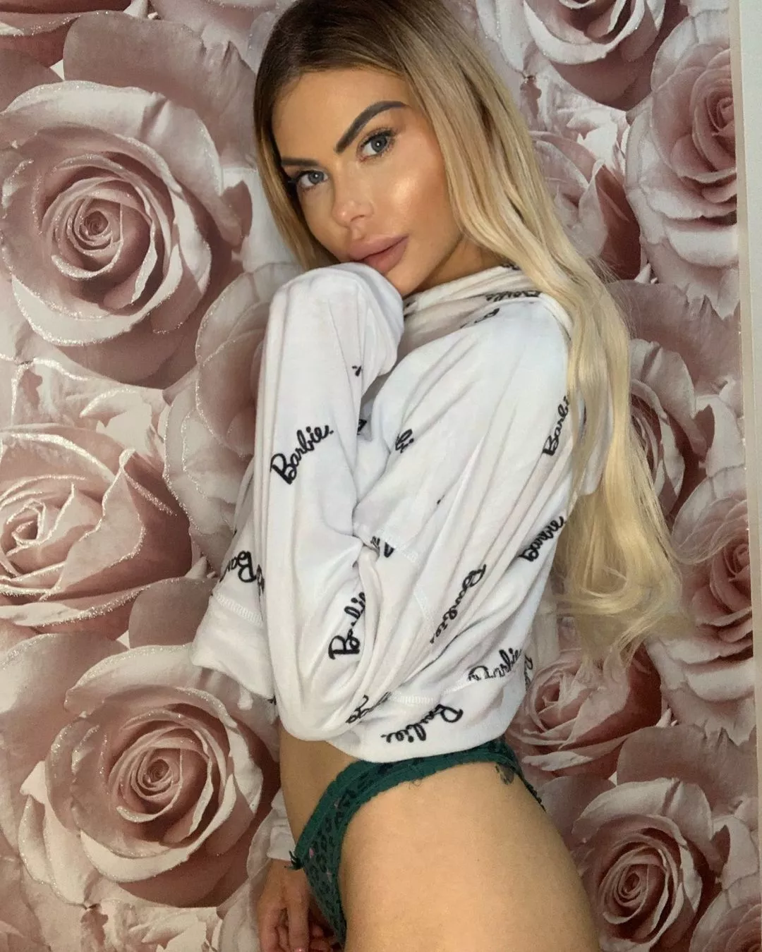 What nude y’all wanna see from me?