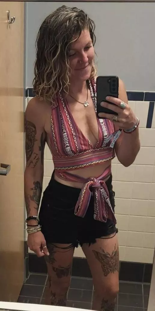 who's got an impressive size load to unleash right now? DM me