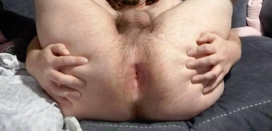 wife doesn't know I love spreading for strangers