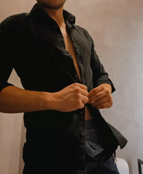 Do you enjoy my forearm while am going back to work?