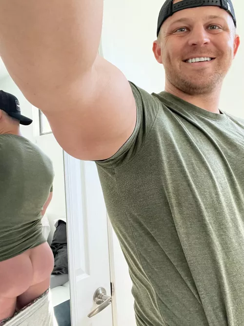 Don’t really post my butt here u go lol 😎