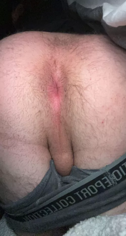 hmu :)